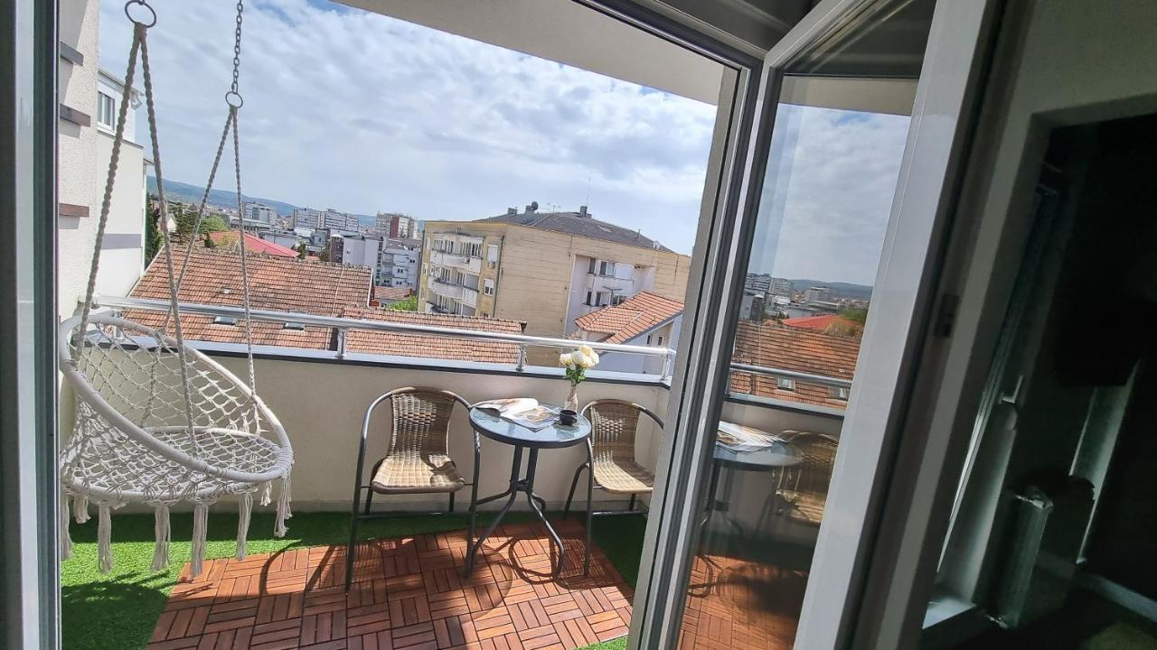 Premium Lux Kg * Kragujevac